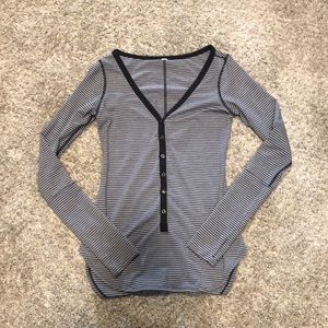 Lululemon long sleeve striped shirt
